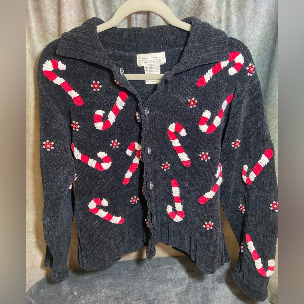 Mandal Bay Vintage Christmas sweater